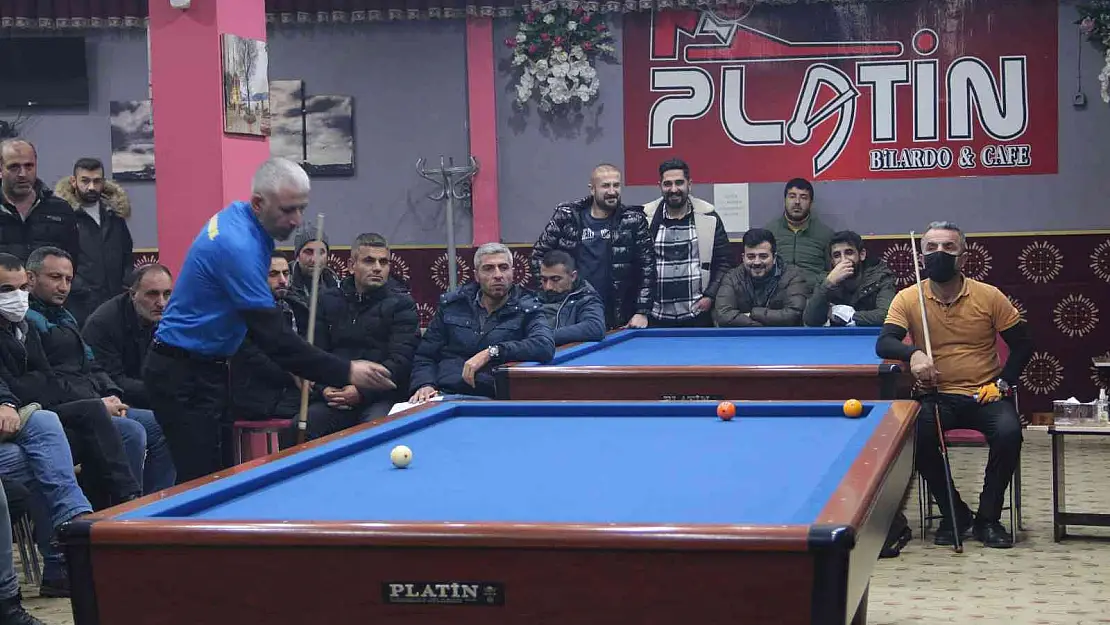 Bitlis'te bilardo turnuvası sona erdi
