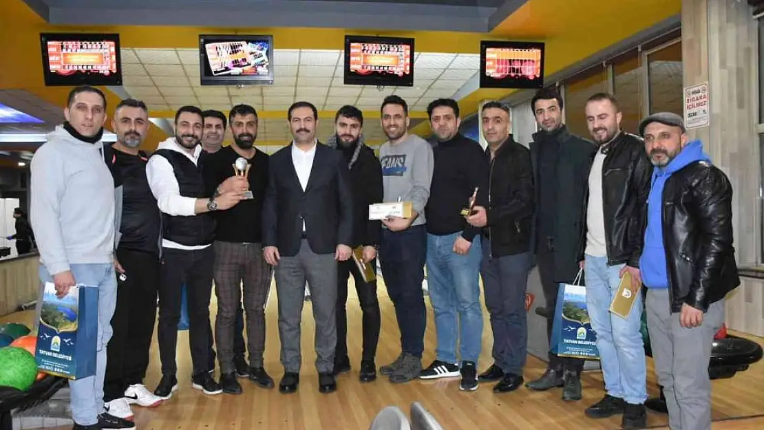 Tatvan'da bowling turnuvası sona erdi
