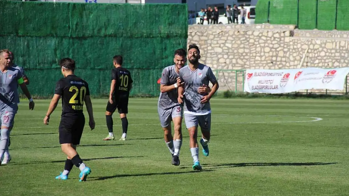 ES Elazığspor'da 2 futbolcu cezalı duruma düştü
