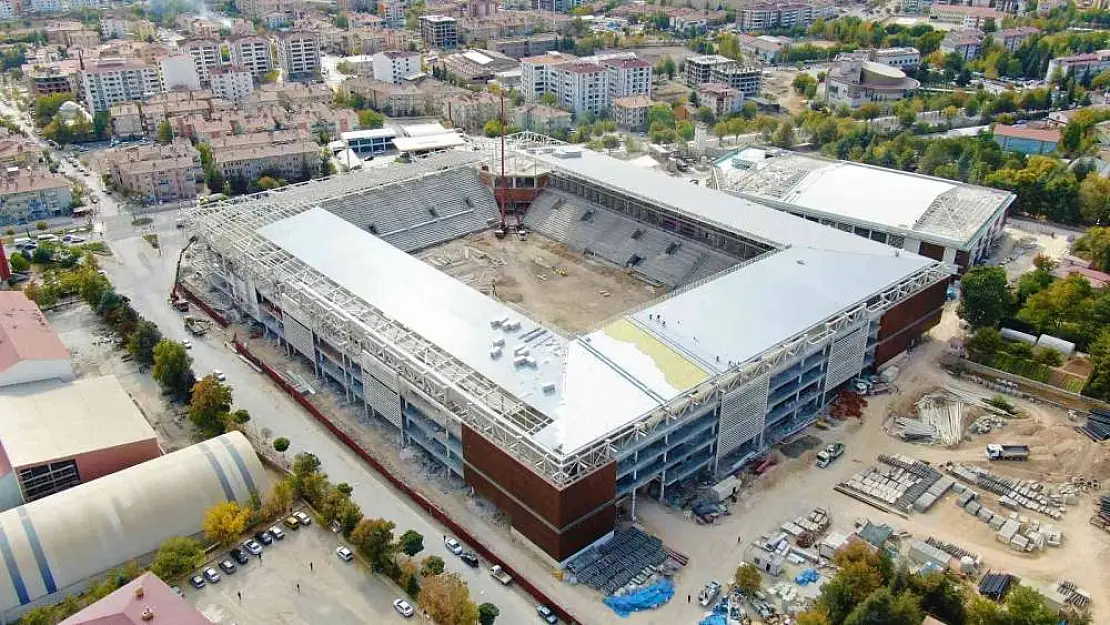 Elazığ Stadyumu'nda çalışmalar yeniden başladı
