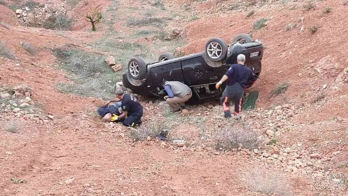 Malatya'da otomobil şarampole yuvarlandı: 1 yaralı
