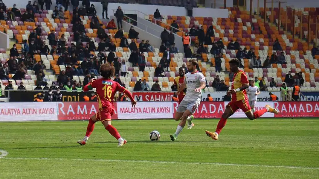 Spor Toto Süper Lig: Yeni Malatyaspor: 1 - Antalyaspor: 2 (Maç sonucu)
