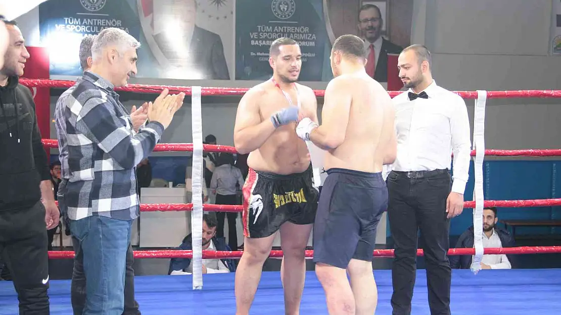 Tatvan'da 'Uluslararası Muay Thai Müsabakası' düzenlendi
