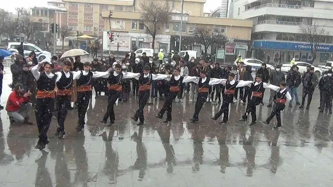 Erzincan Kültür ve Sanat Günleri devam ediyor
