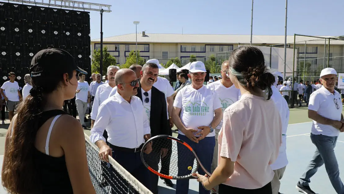 2. Ağrı Dağı Tenis Turnuvası başladı