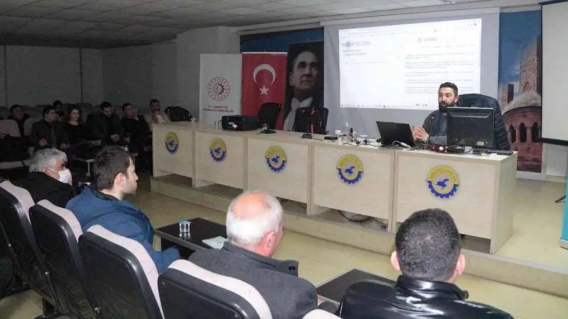 Bitlis'te gazetecilere  'İHA-1 Ticari Uçuş Eğitimi' verildi
