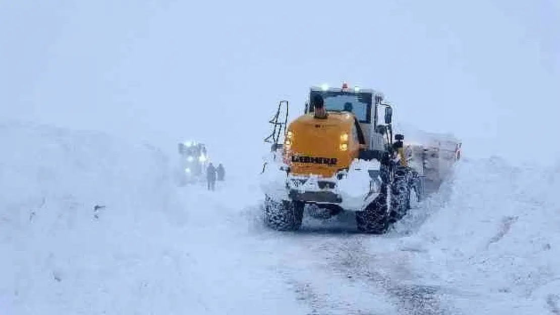 Muş'ta 5 köy yolu ulaşıma kapandı
