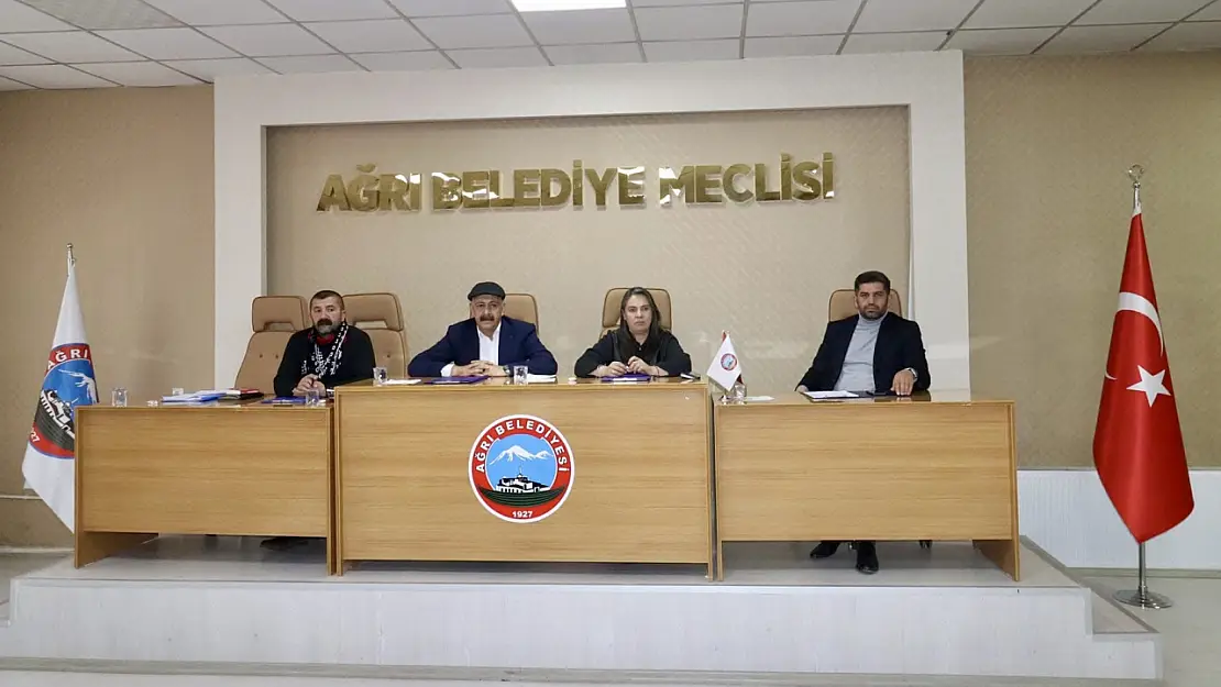 Ağrı Belediyesi 2024 yılının son meclis toplantısını gerçekleştirdi