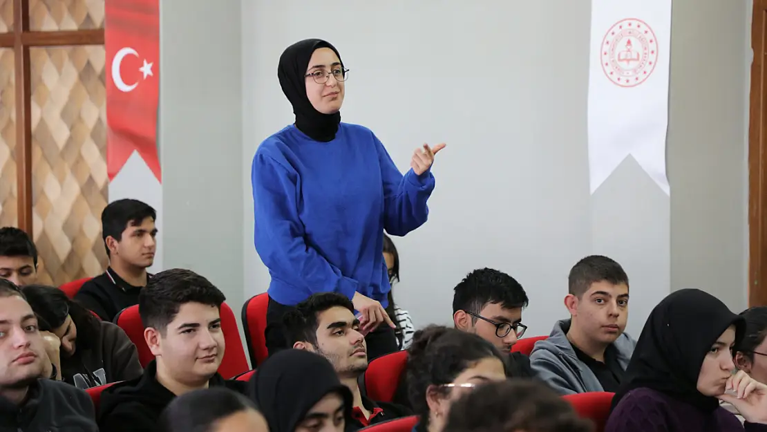 Ağrı'da Öğrencilere Üniversite Sınavı Hazırlığı İçin Yeni Fırsat Sunuldu