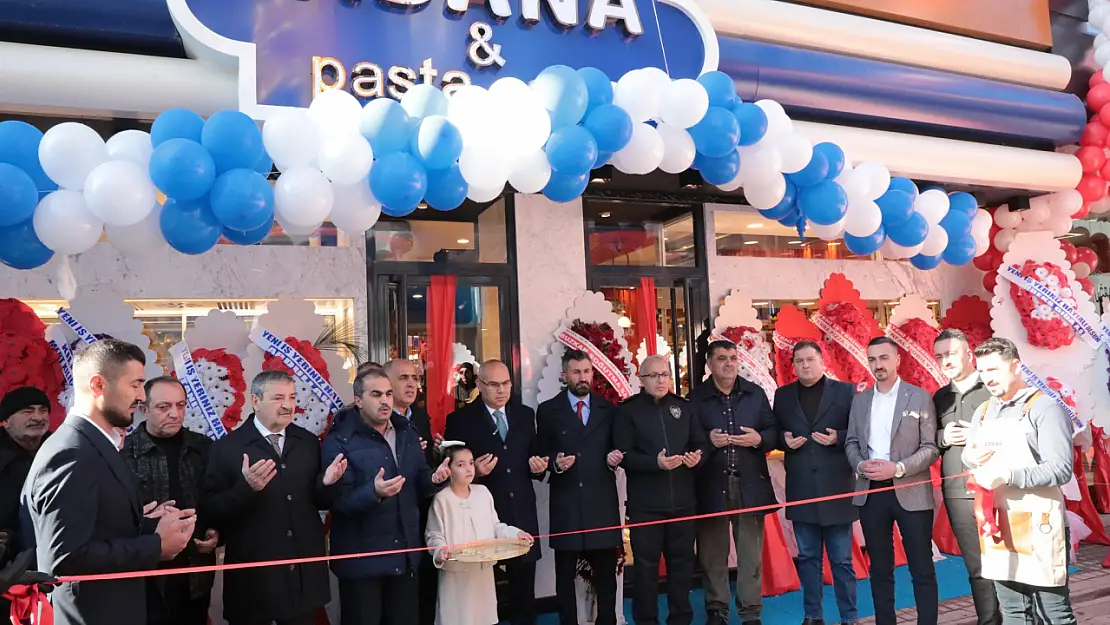 Ağrı'da Yeni İşletme Açılışı: Adana Unlu Mamülleri Pasta Kafe Hizmete Girdi