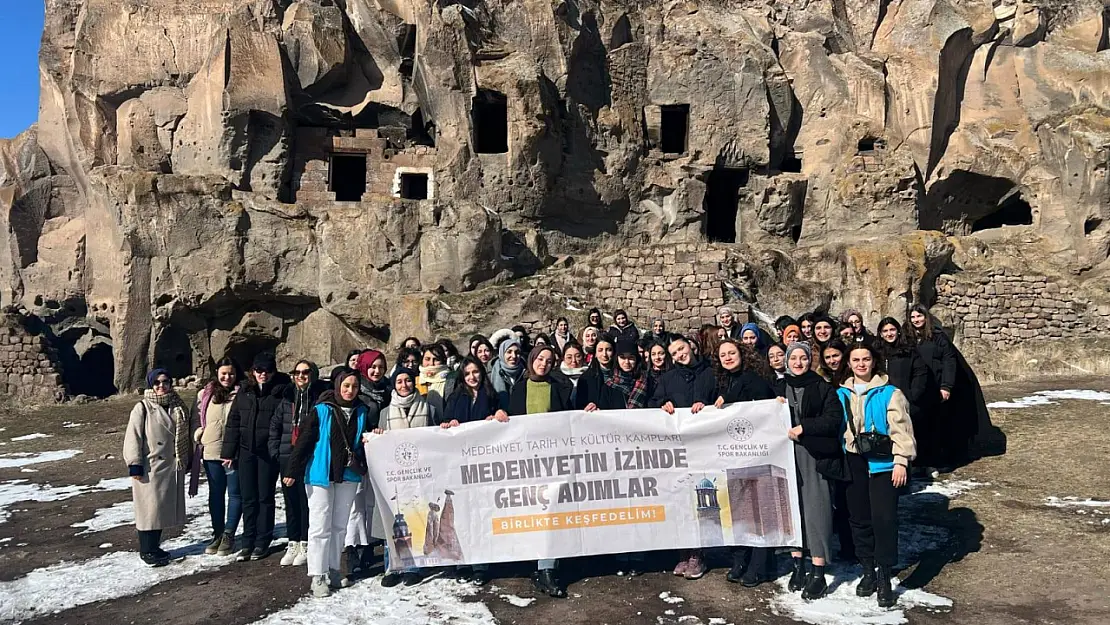 Ağrılı Gençler Bitlis'te Tarihi ve Kültürel Keşifte