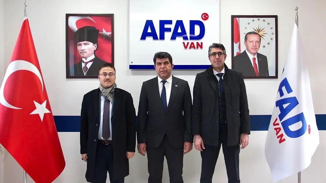 Van Cumhuriyet Başsavcısı Dönmez'den AFAD'a ziyaret
