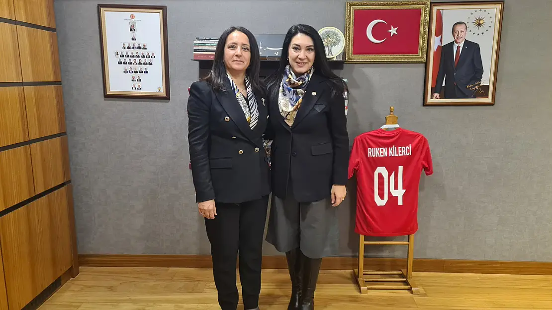 Burdur Valisi Ağrılı Tülay Baydar Bilgihan'dan TBMM'de Ziyaret