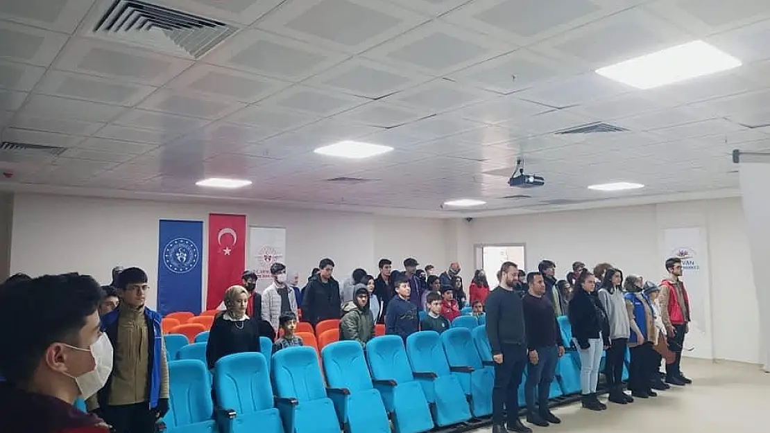 Tatvan'da 'Geleneksel Türk Okçuluğu' programı
