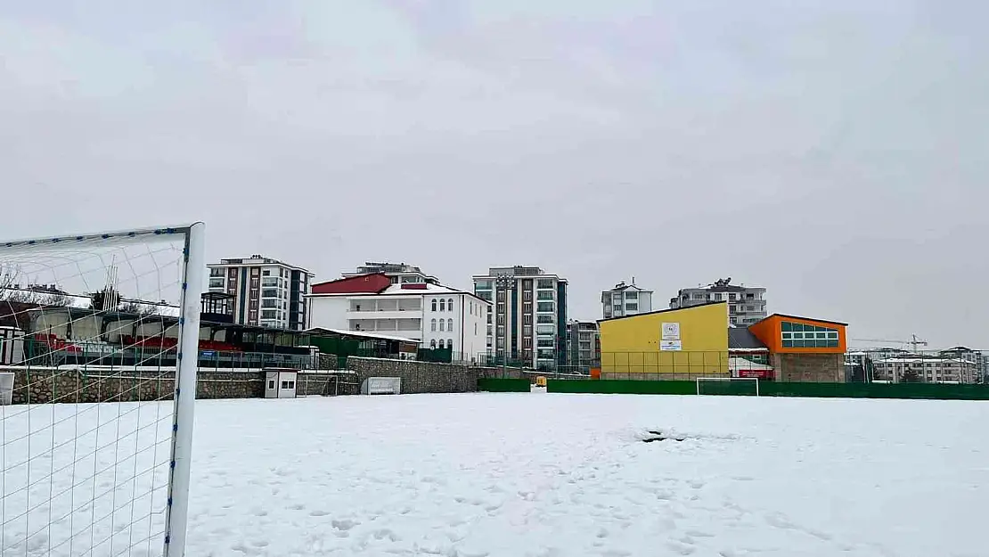 Elazığ amatörü 3. kez ertelendi
