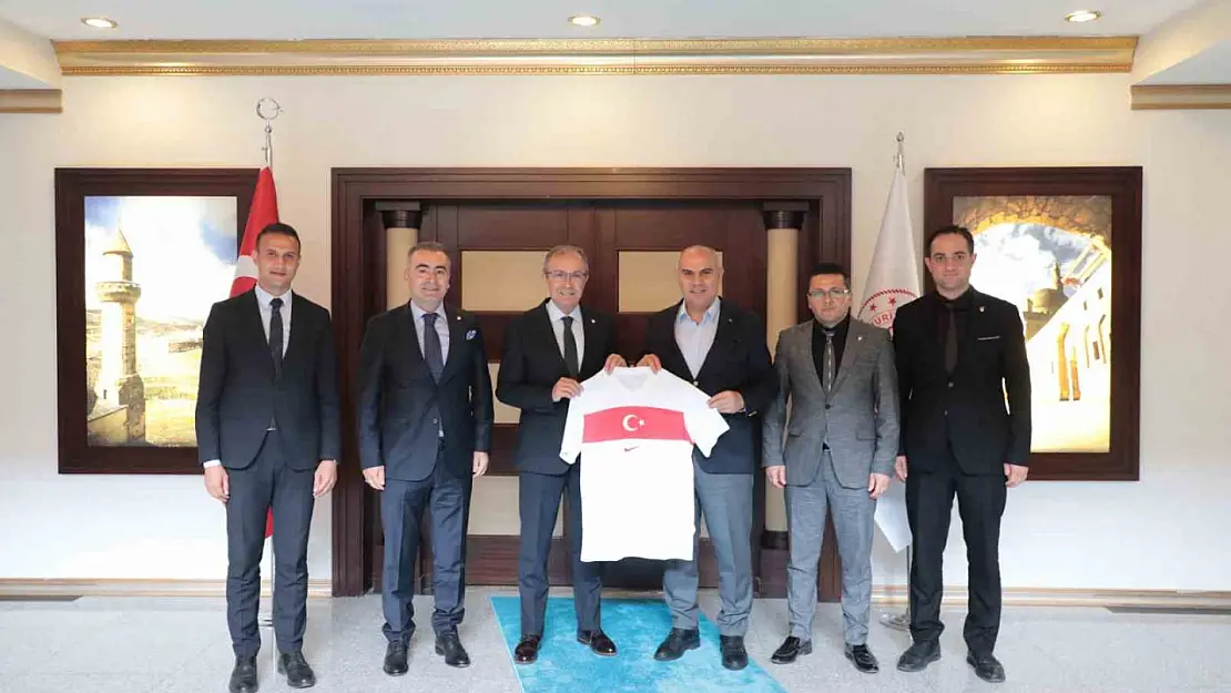 MHK Başkanı Ahmet İbanoğlu Ağrı'da ziyaretlerde bulundu