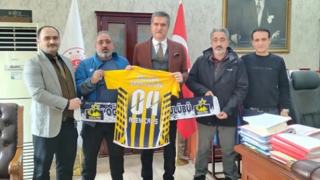 Oğuloba Spor Kulübü'nden Ağrı Cumhuriyet Başsavcısı Adem Çalış'a Ziyaret