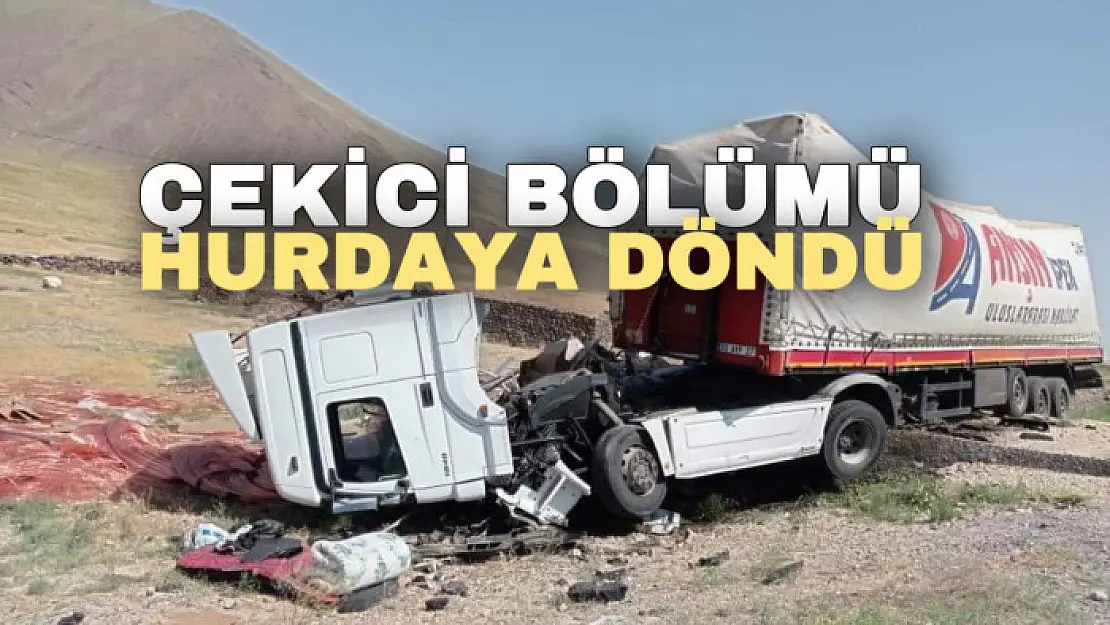 Yoldan çıkan tırın çekici bölümü hurdaya döndü