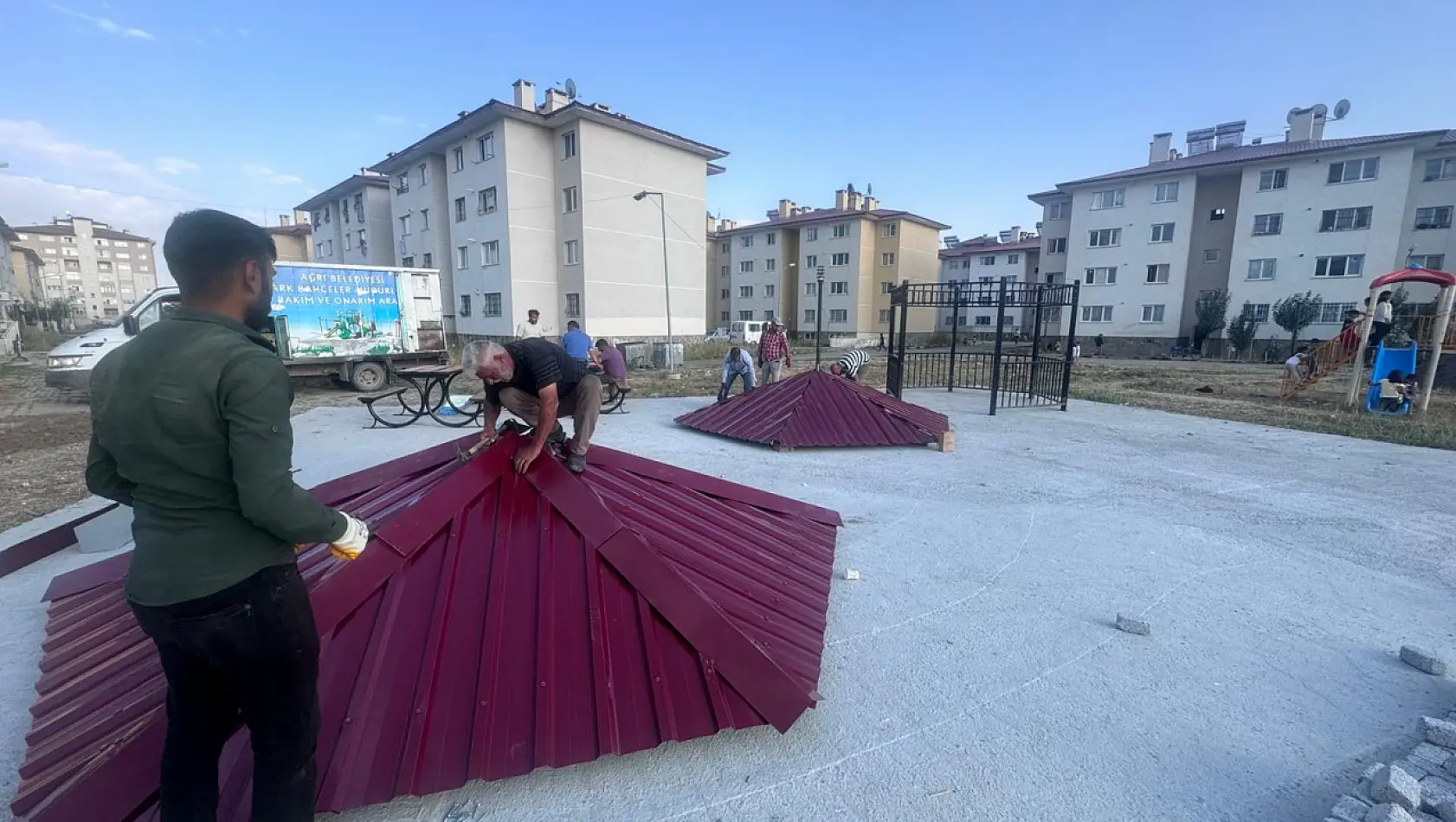 Ağrı'da çocuklar için yeni oyun parkları kuruluyor