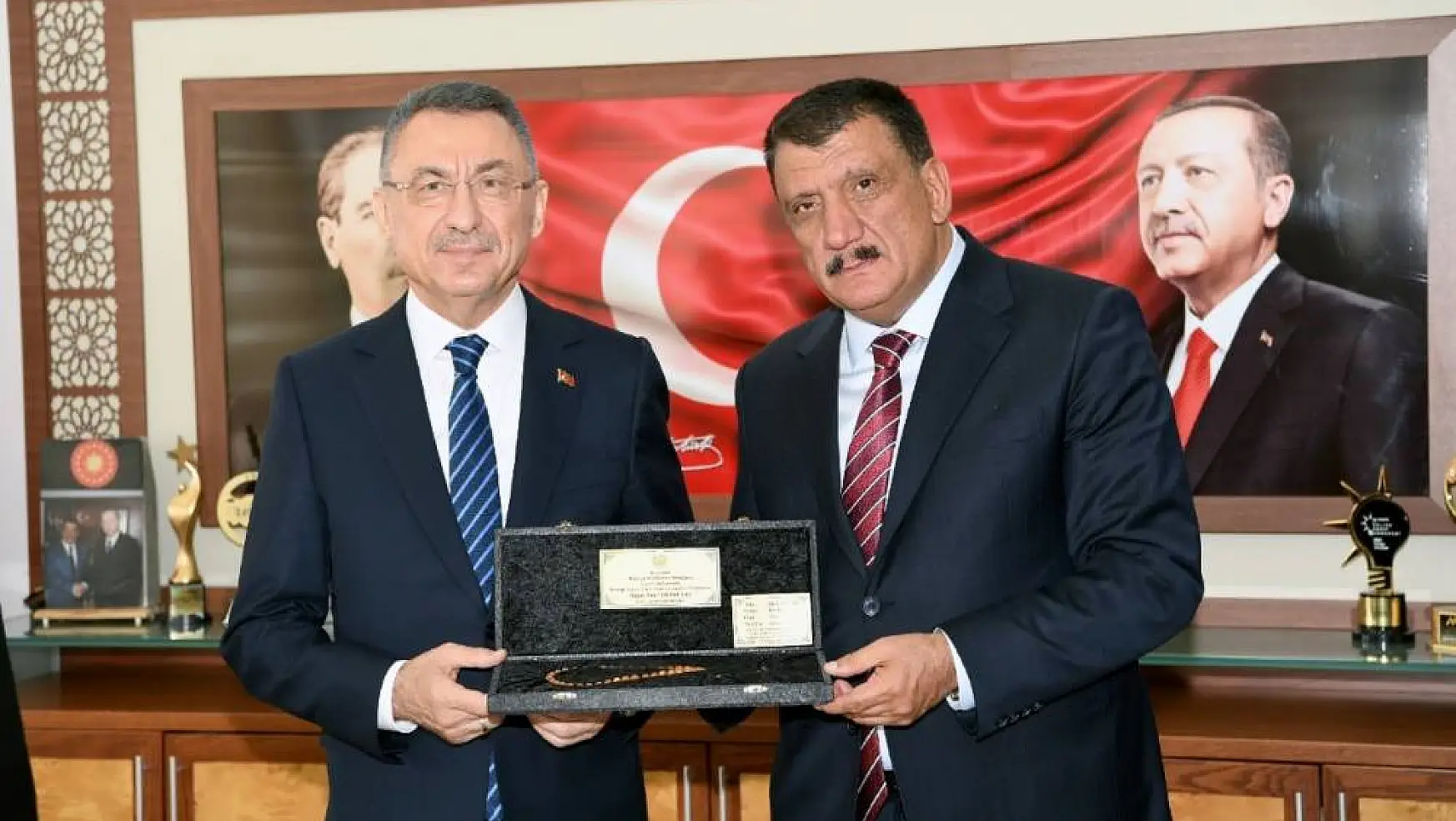 Cumhurbaşkanı Yardımcısı Oktay'dan Malatya Büyükşehir Belediyesi'ne övgü
