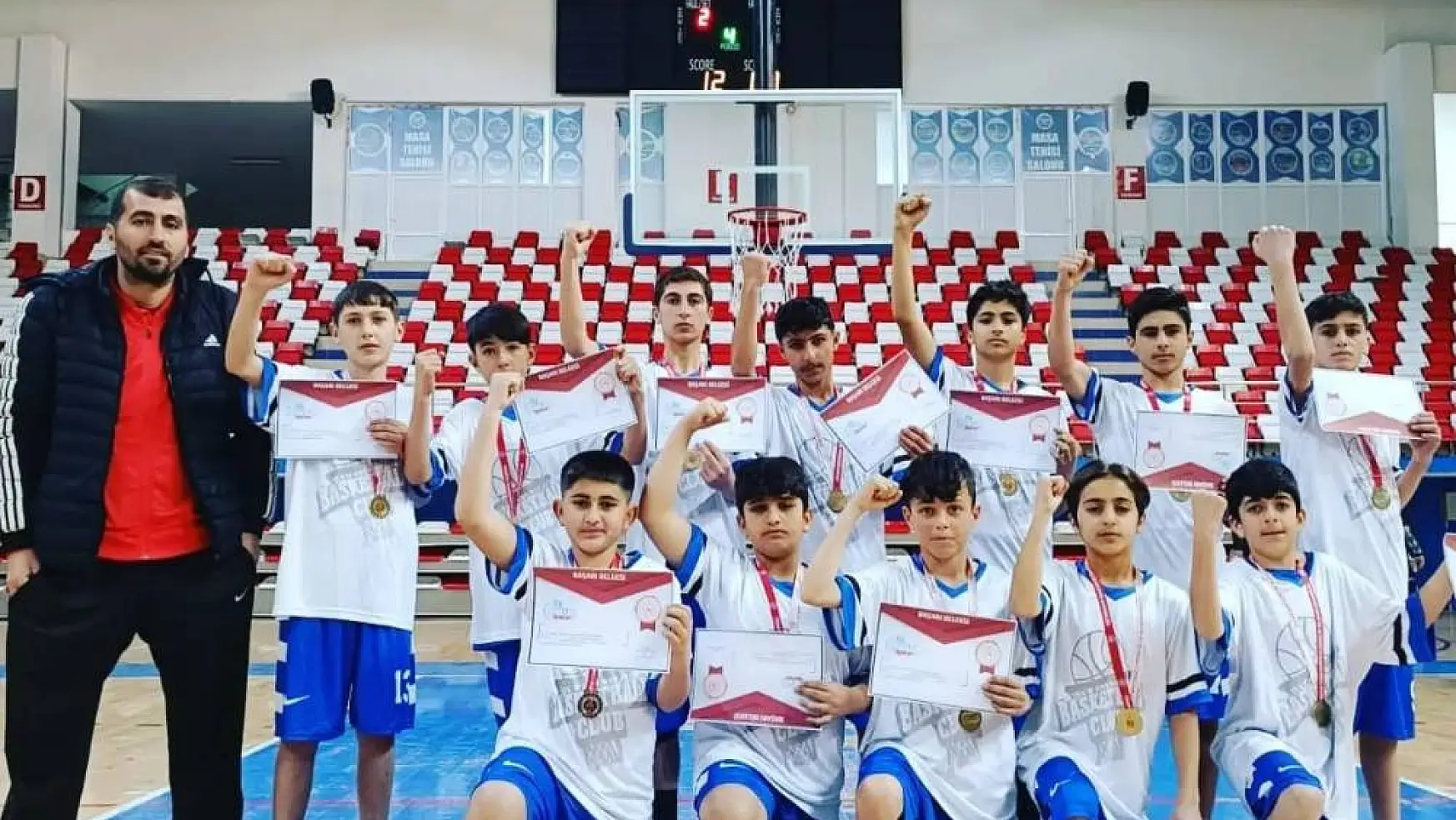 Eleşkirtspor Basketbol Takımı Ağrı Şampiyonu oldu
