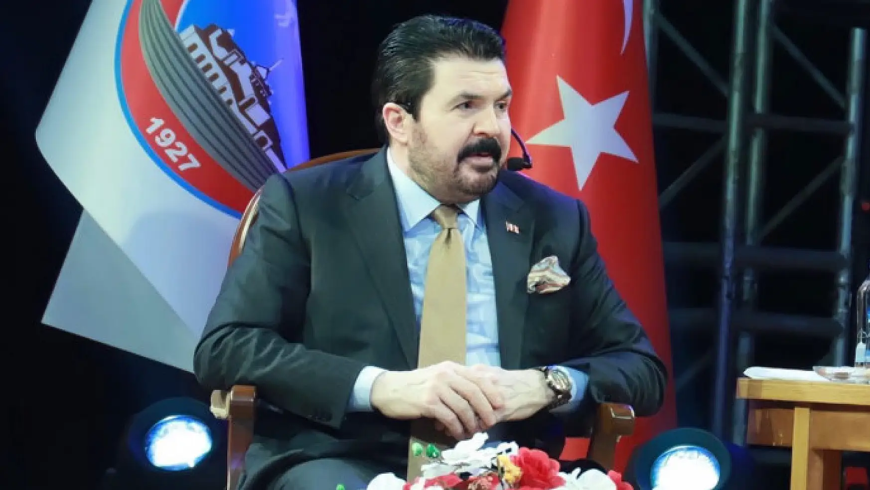 Başkan Sayan: 'Kılıçdaroğlu'nun elektrik faturasını ben ödeyeceğim'