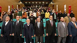 AİÇÜ'de 'Din ve Teopolitik' Konferansı Düzenlendi