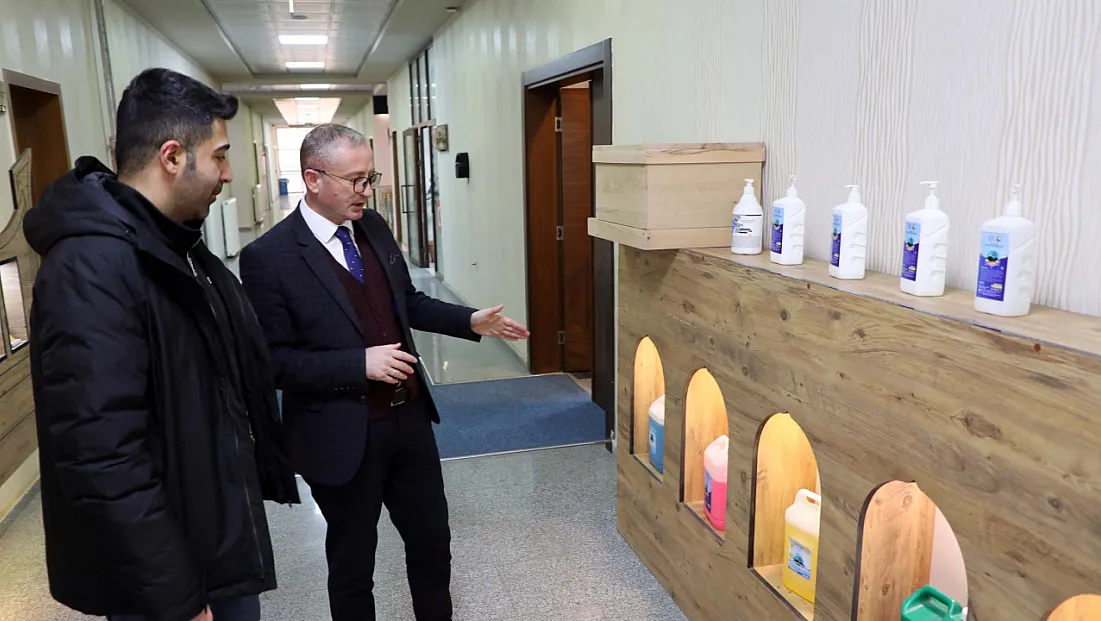 Ağrı İl Milli Eğitim Müdürü Hasan Kökrek, KBB Uzmanı Seyfettin Aslan’ı Ağırladı
