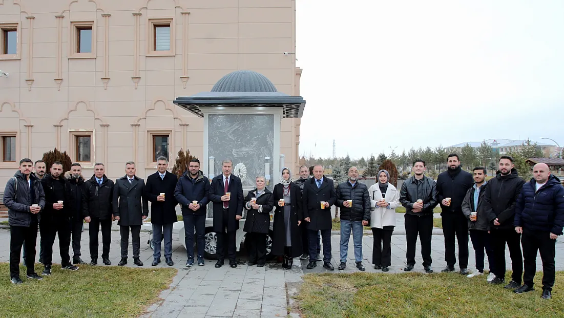 AİÇÜ’de Soğuğa Karşı Sıcak Adım: Öğrenci Kampüsünde Çorba Çeşmesi Açıldı