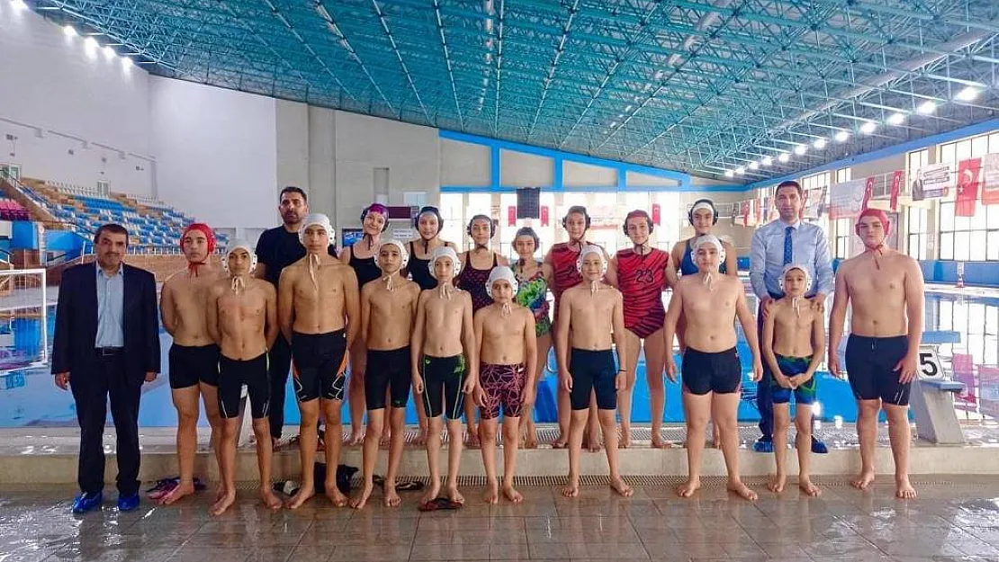 Su topu heyecanı Elazığ'da
