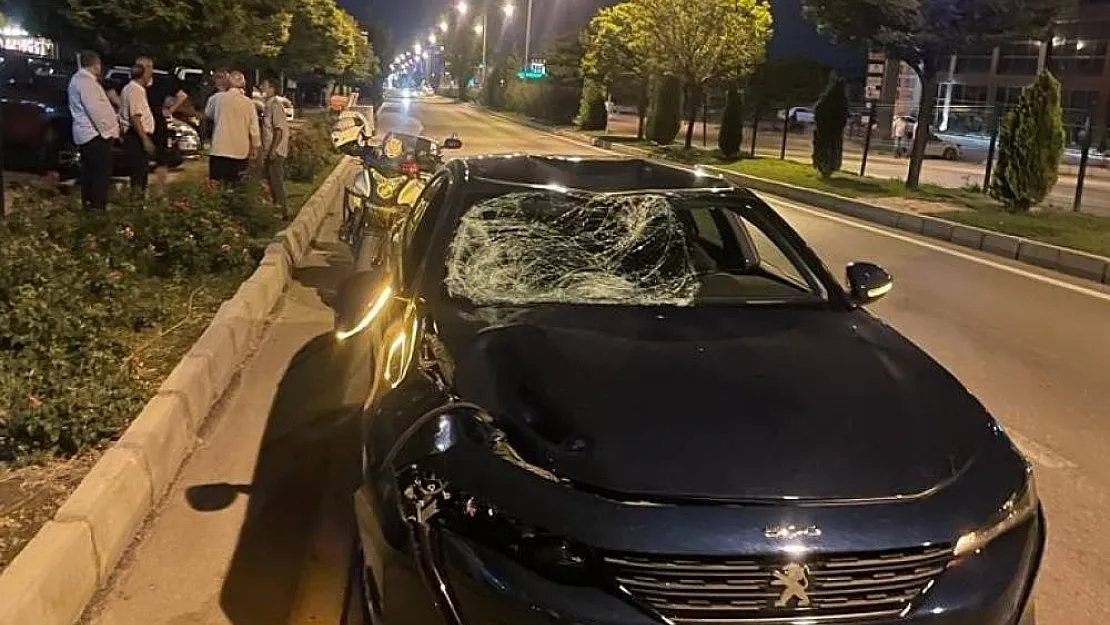 Elazığ'da otomobilin çarptığı yaya hayatını kaybetti
