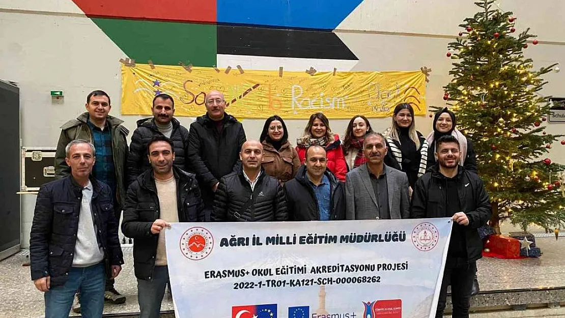 Ağrı'da öğretmenlerin Avrupa yolculuğu
