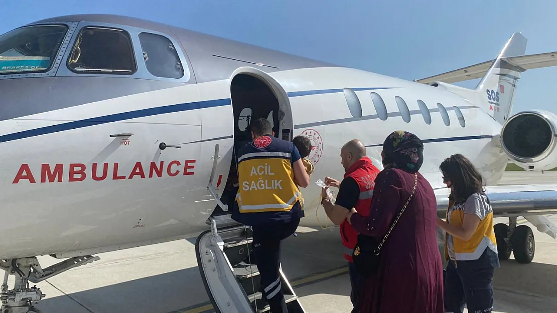 Ağrı'da 2 Yaşındaki Çocuğa Fulminan Hepatit Tanısı: Uçak Ambulansla Ankara'ya Sevk Edildi