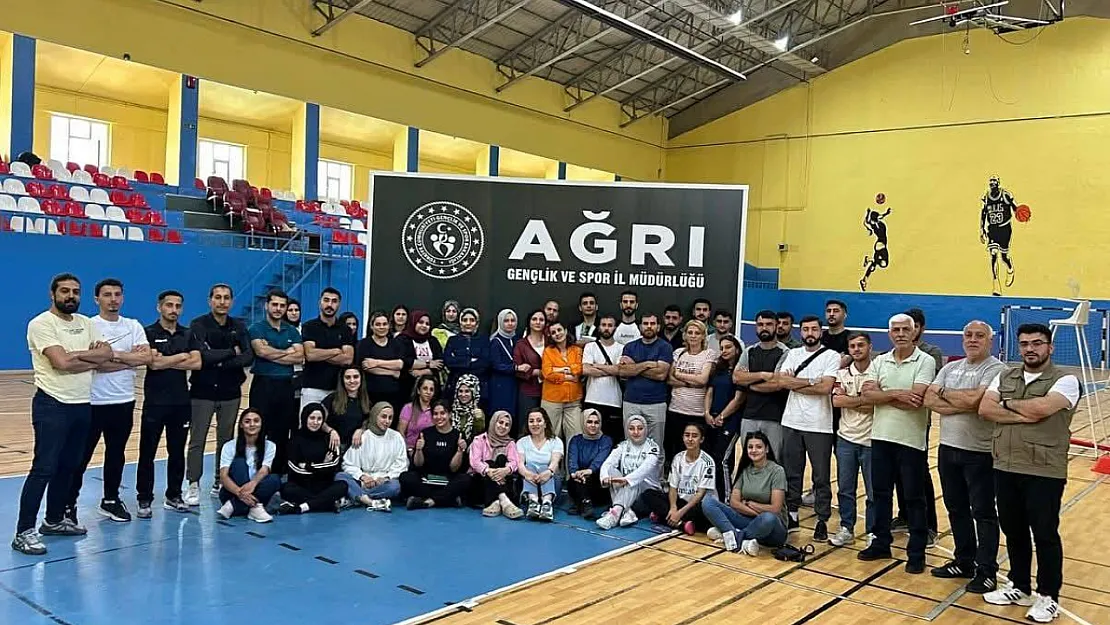Ağrı'da Badminton Aday Hakem Kursu Başarıyla Tamamlandı