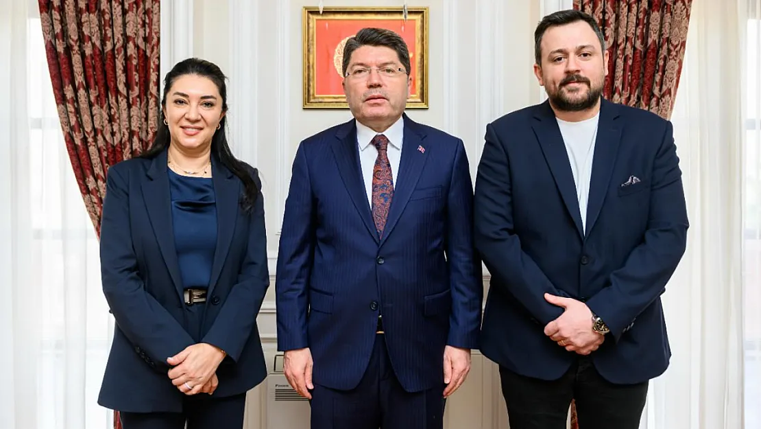 AK Parti Ağrı Milletvekili Ruken Kilerci'den Adalet Bakanı Yılmaz Tunç'a Ziyaret