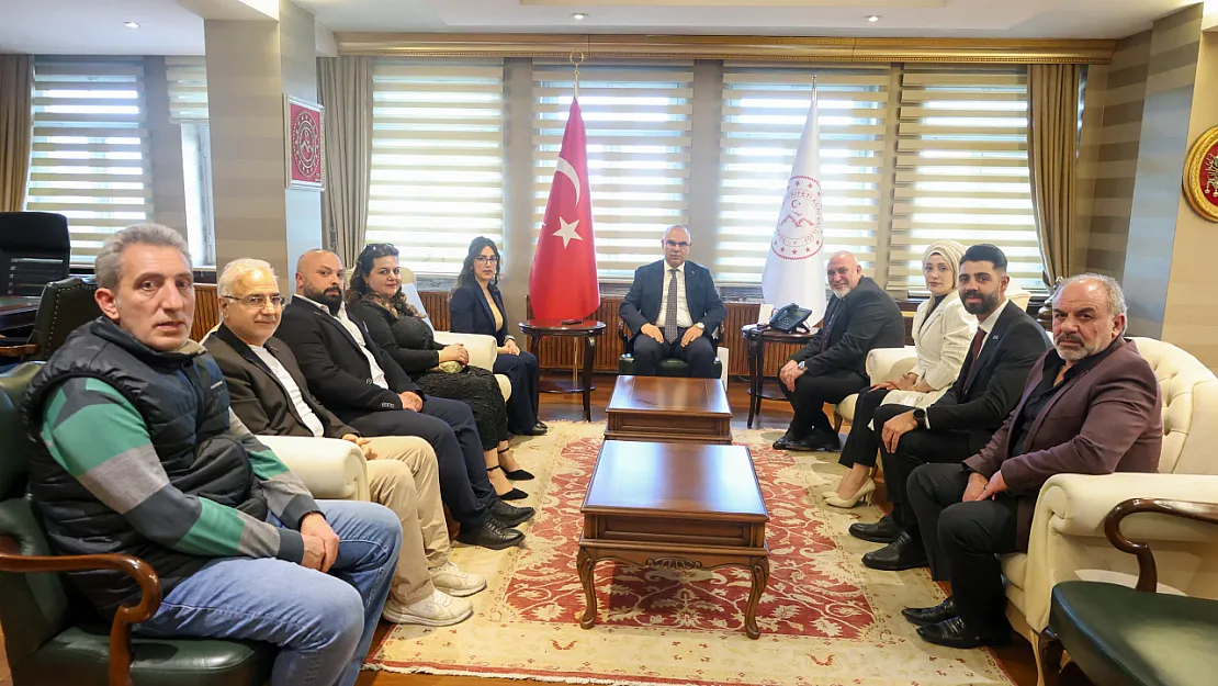 Anahtar Parti Ağrı İl Başkanı Atakan Bora'dan Vali Mustafa Koç'a Ziyaret