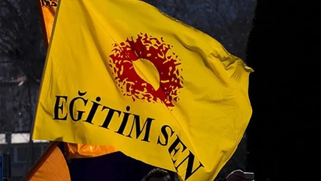 Eğitim Sen Ağrı Şubesi'nden Öğrenci İntiharlarına Dair Basın Açıklaması: 'İntihar Değil Mücadele'