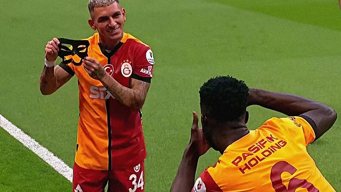 GALATASARAY FIRTINA GİBİ: SİVASSPOR'U 4-1'LE GEÇTİ, ZİRVEDE FARKI KORUDU