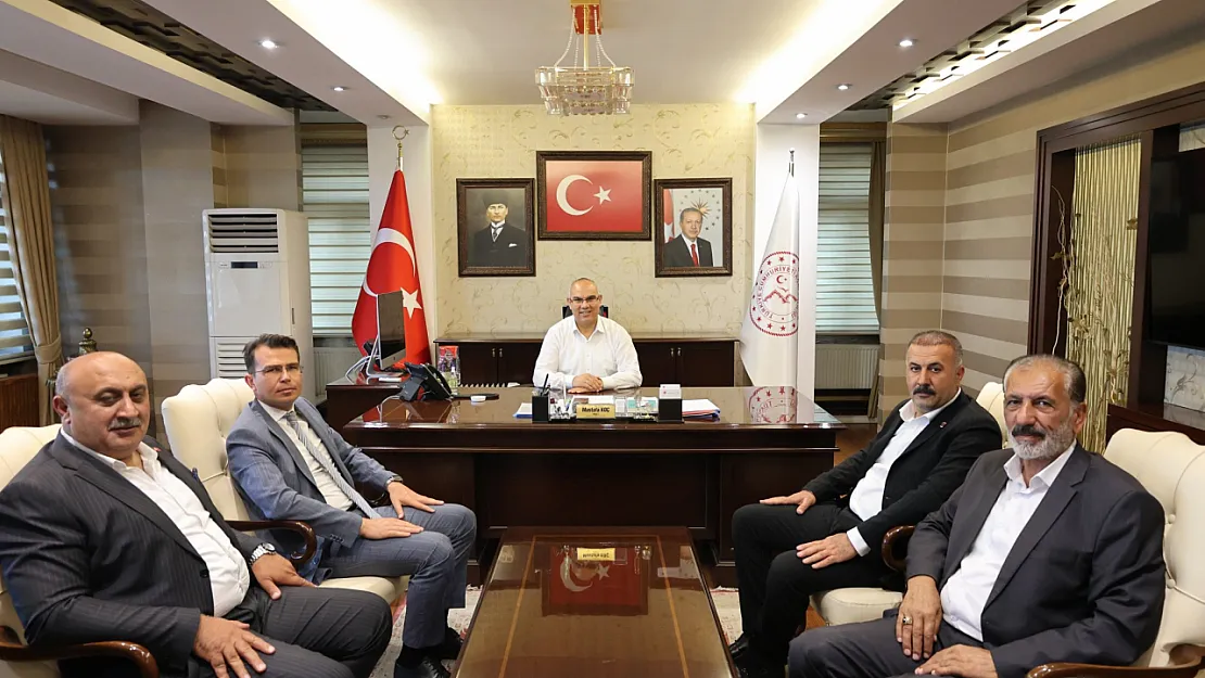 Tutak Belediye Başkanı Fevzi Sayan'dan Vali Mustafa Koç'a Ziyaret