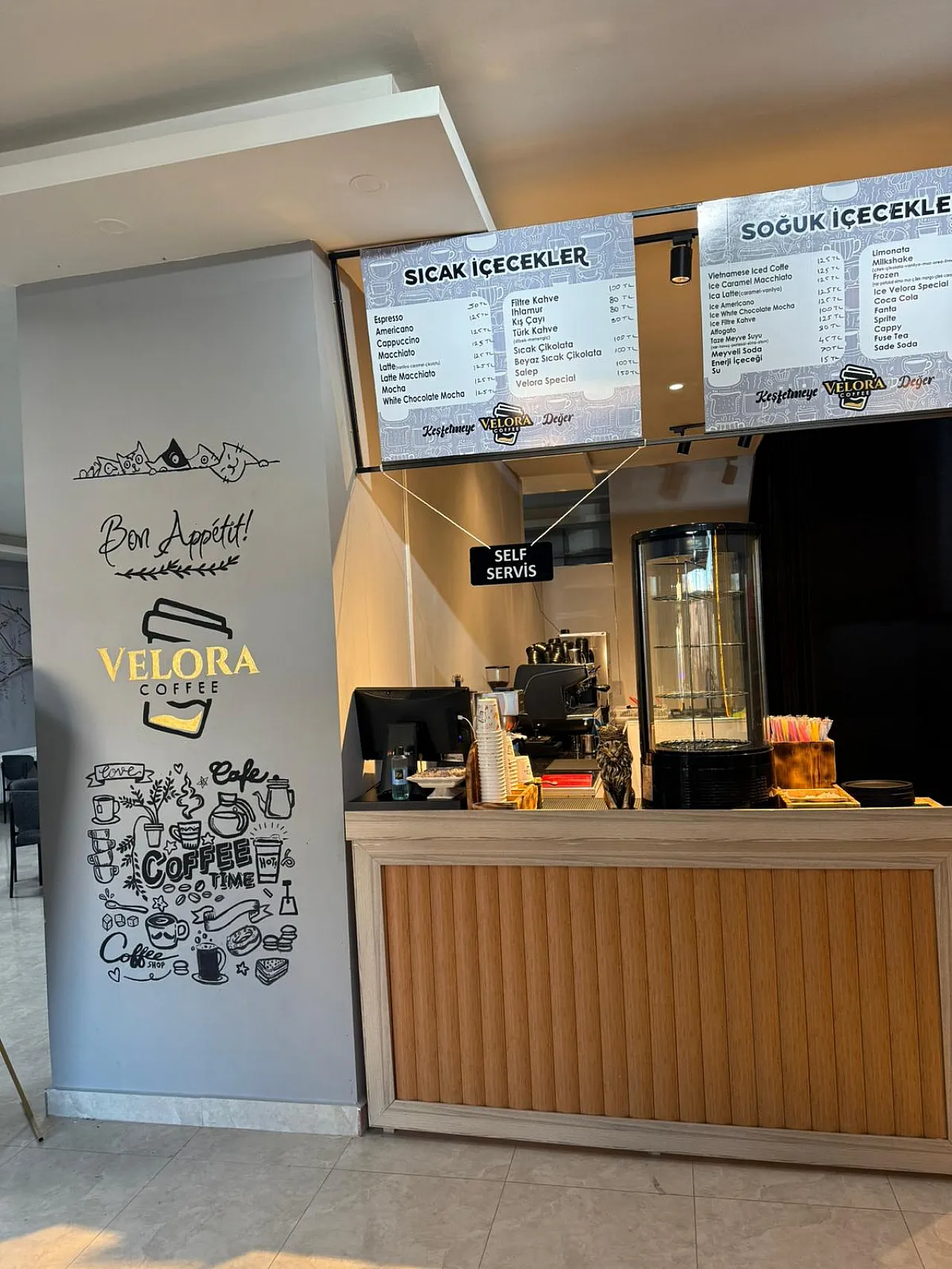 Velora Coffee'den Ağrı'da İlk: Kestane, Sinema ve Ucuz Canlı Müzik Keyfi!