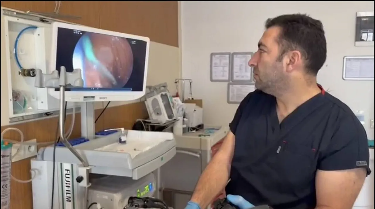 Ağrı'da Genç Kadının Midesinden Yine Kalem Çıktı