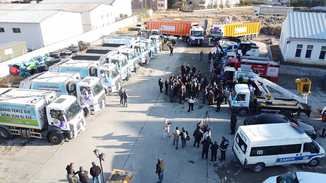 Ağrı Belediyesi'nden Dev Hamle: Yeni Araç Filosuyla Hizmet Kapasitesi Zirvede!