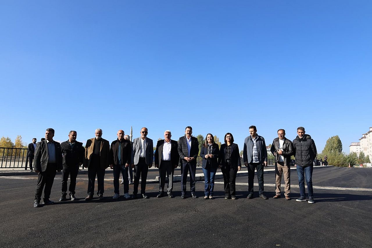 Ağrı'da Fırat-Fevzi Çakmak Köprüsü Açıldı: Trafik Rahatlayacak