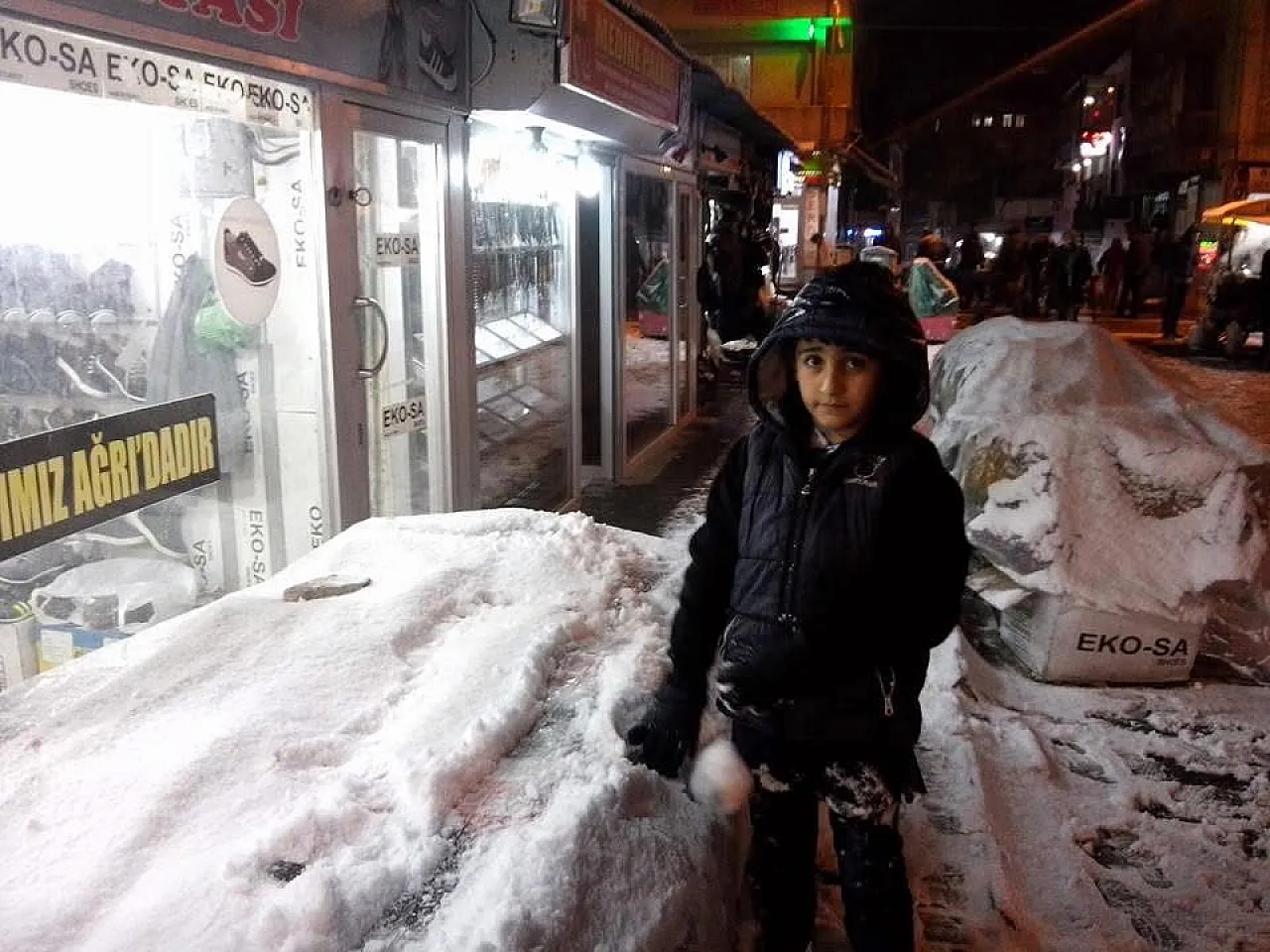 Tarihte Bugün ve Gelecekte Ağrı: 4 Kasım'ın İki Yüzü