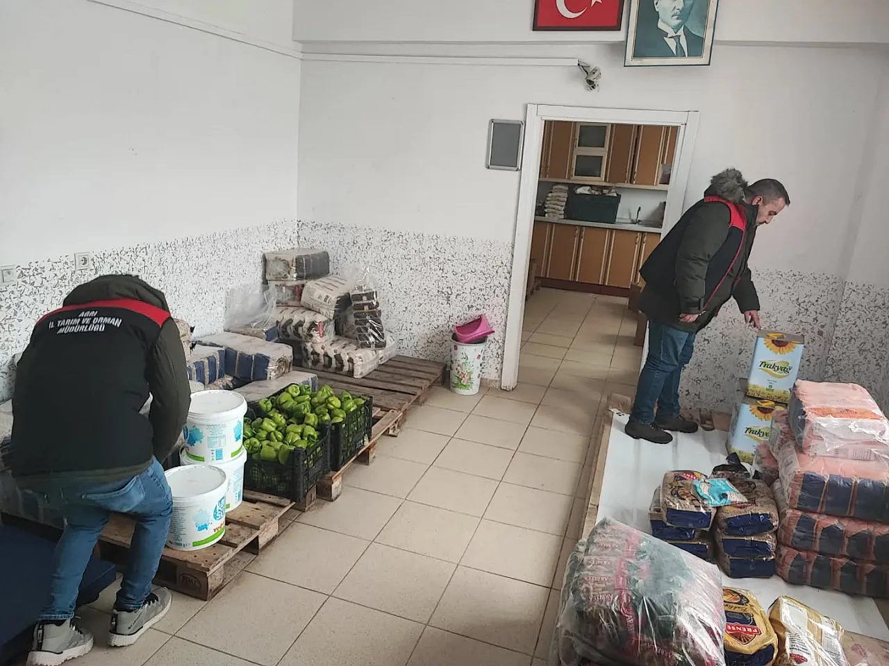 Ağrı'da Gıda Denetimi: 750 İşletme Kontrol Edildi, 5'ine Ceza Kesildi