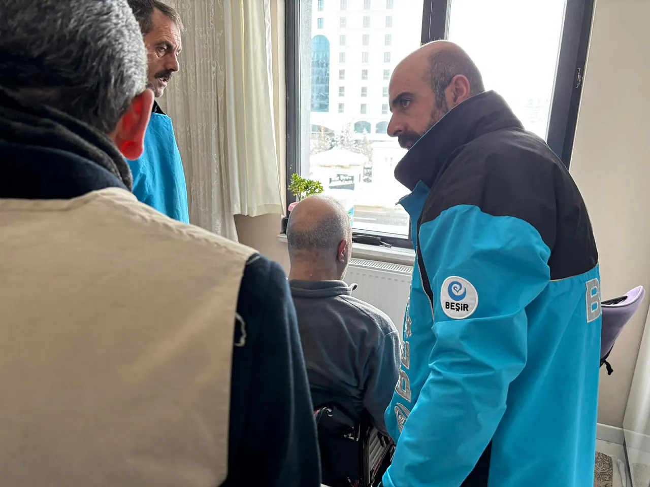 Beşir Derneği Ağrı Şubesi'nden engelleri aşan destek