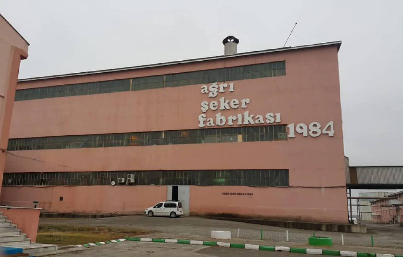 Ağrı'da Bugün 100'den Fazla Kişi Emekliye Ayrıldı!