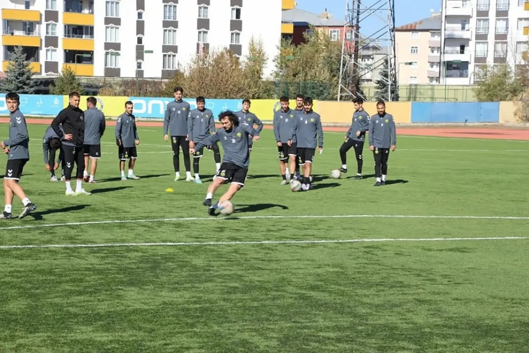 Kolibri Ağrı 1970 Spor'da hedef galibiyet
