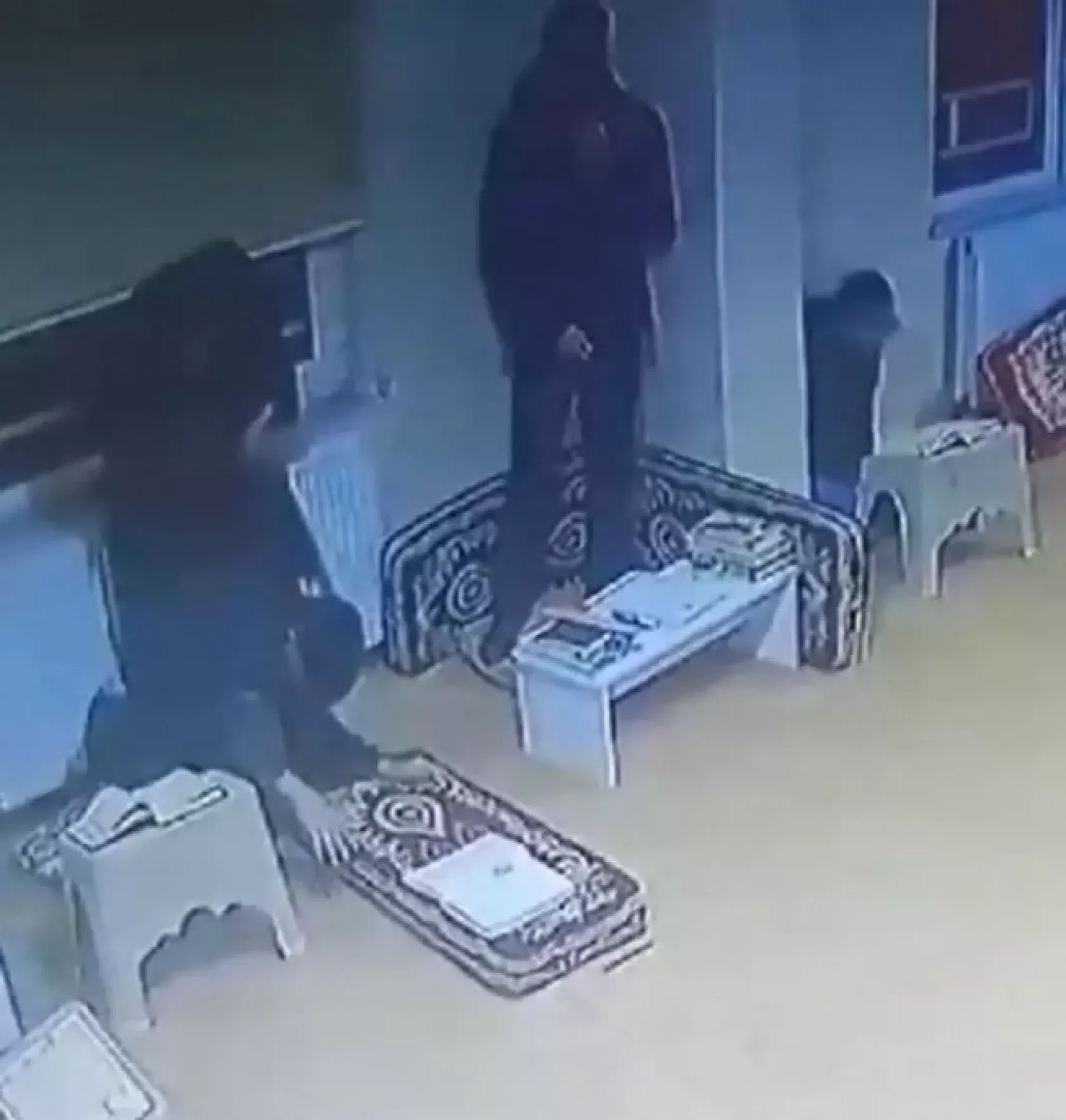 Ağrı'da çocukları döven imam gözaltına alındı