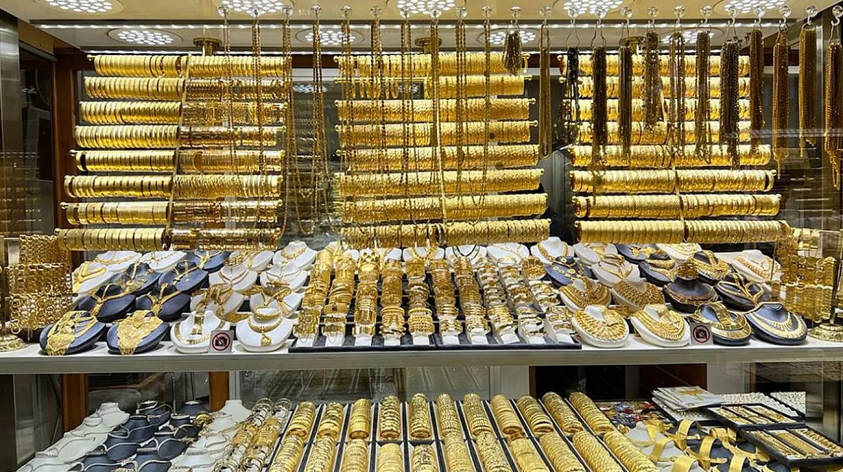 Ağrı'da Gram Altın Fiyatı Ramazan'da Rekor Kırdı!